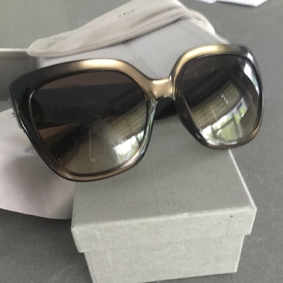 Authentic Dior Sunglasses - Picture 3 of 5